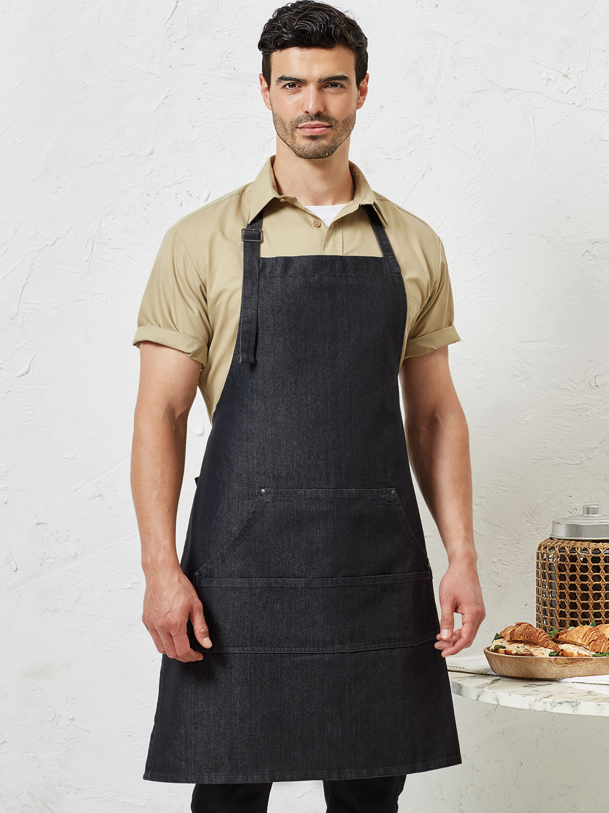Bib Apron ricamato