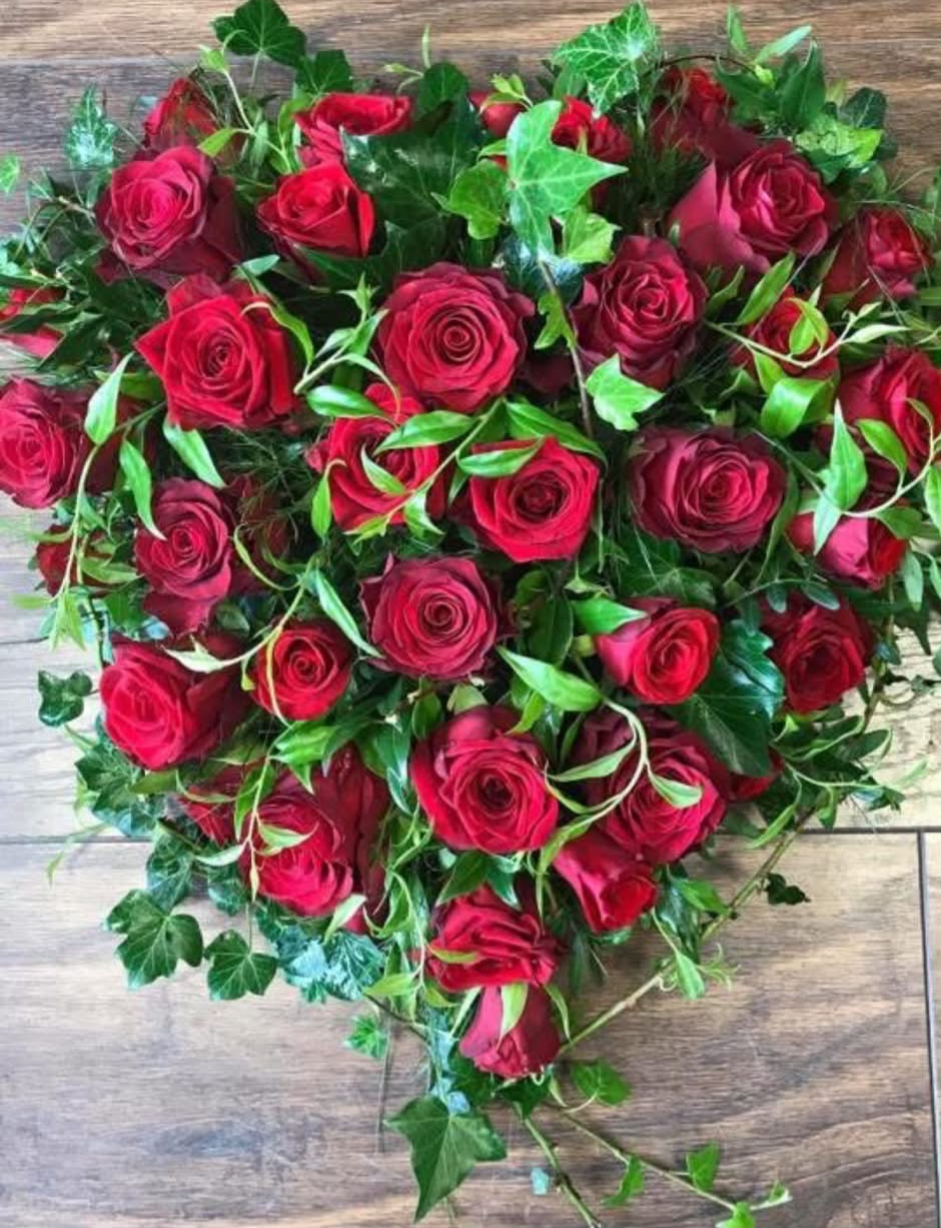 Floral arrangement 24