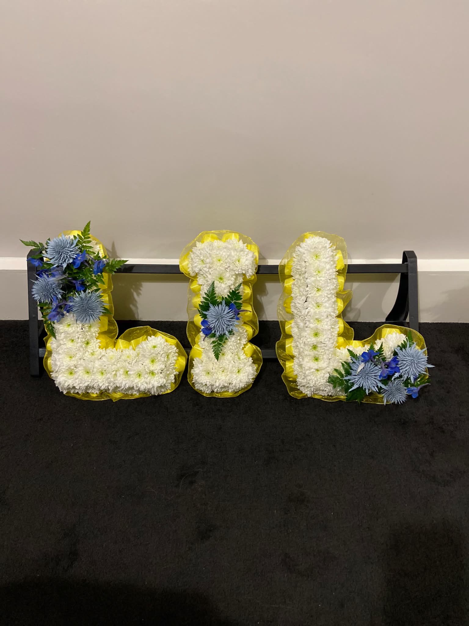 Floral arrangement 54
