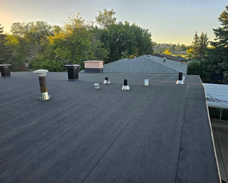 local Calgary roofing company performing residential roof installation