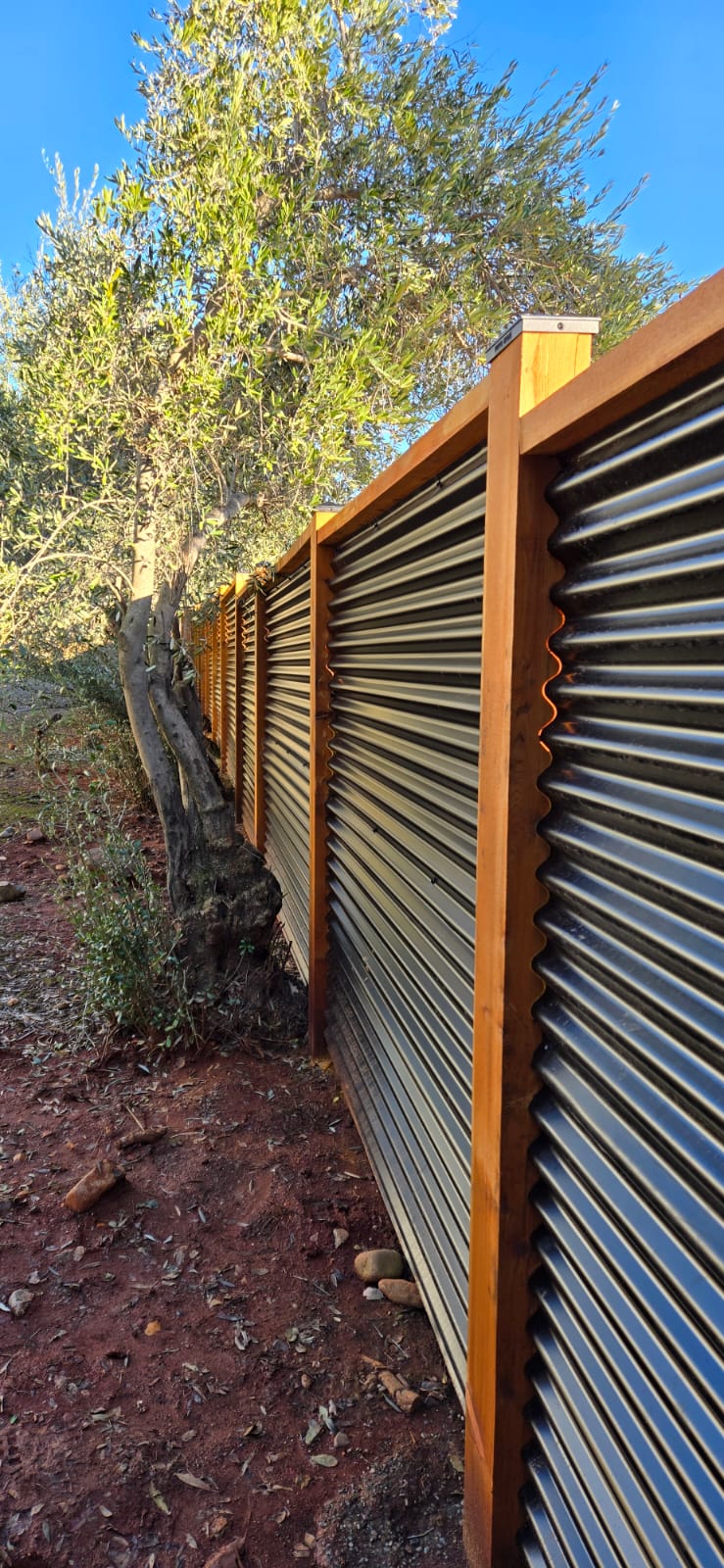 Vinyl fence