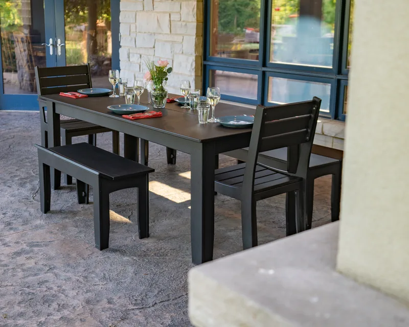 Taylors Plastic patio set