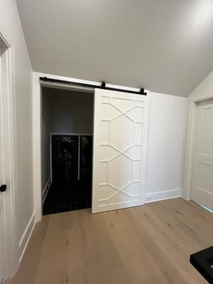 {{ custom_values.service_1 }} in {{custom_values.area_2})