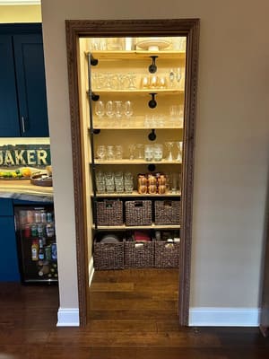 {{ custom_values.service_4 }} in {{custom_values.area_3})