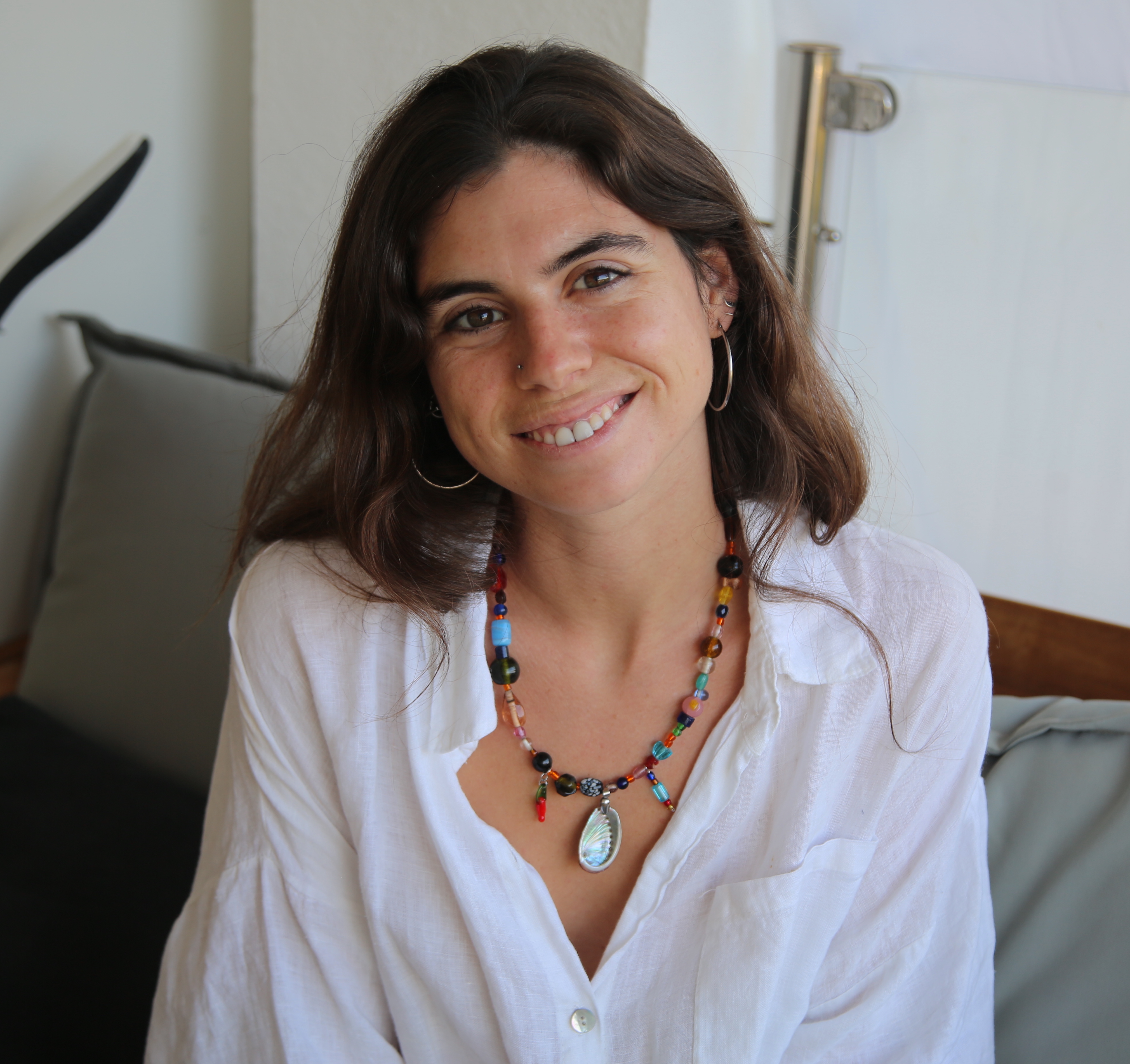 Blanca — Quién está detrás de la estrategia