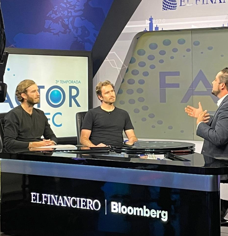 Entrevista de Momnt en El Financiero