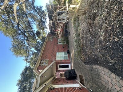 {{ custom_values.service_3 }} in {{custom_values.area_3})