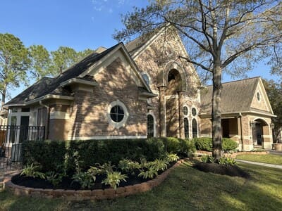 {{ custom_values.service_3 }} in {{custom_values.area_3})