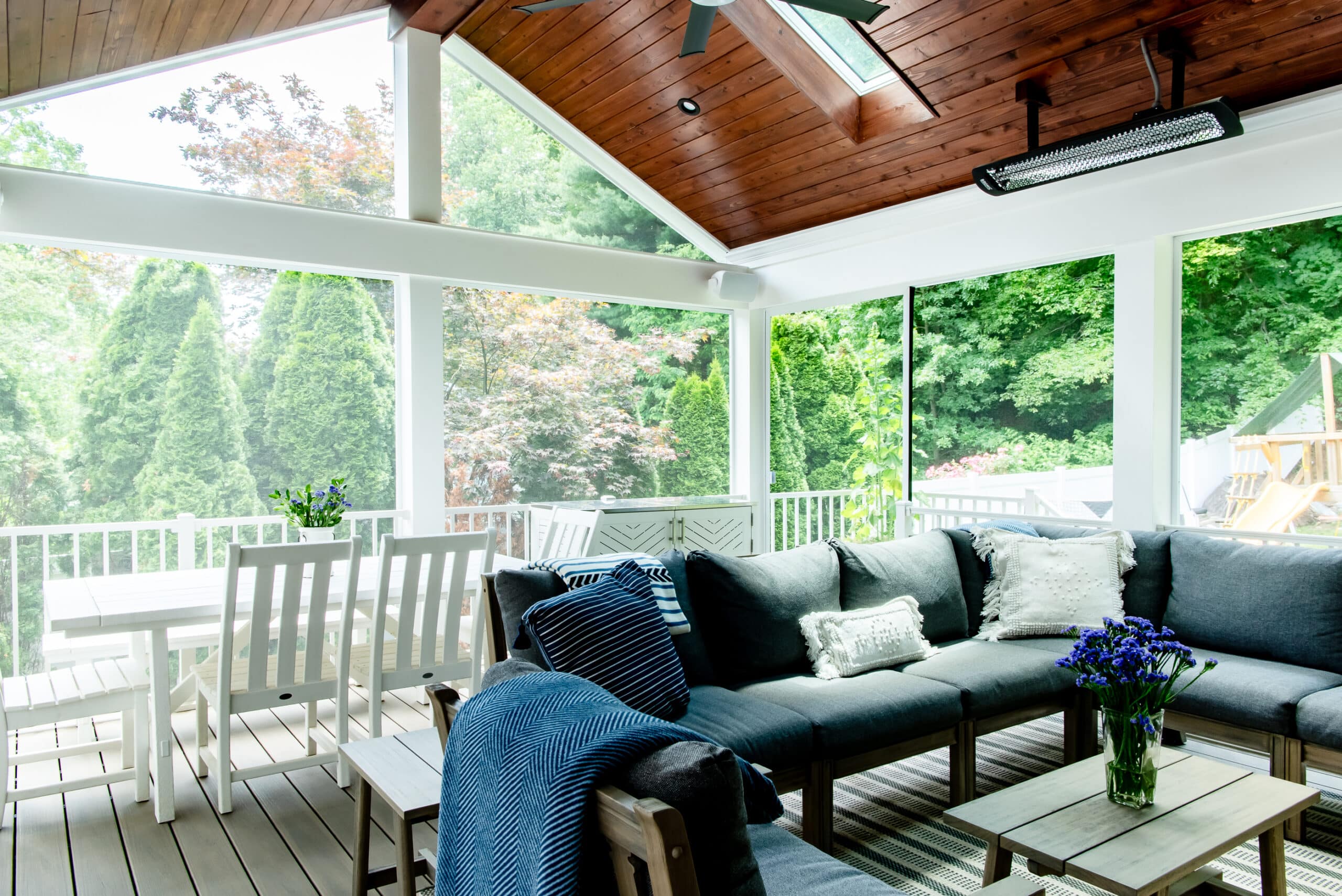 Bromic Eclipse freestanding heater beside an outdoor lounge