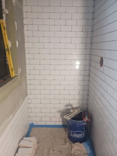 {{ custom_values.service_1 }} in {{custom_values.area_3})