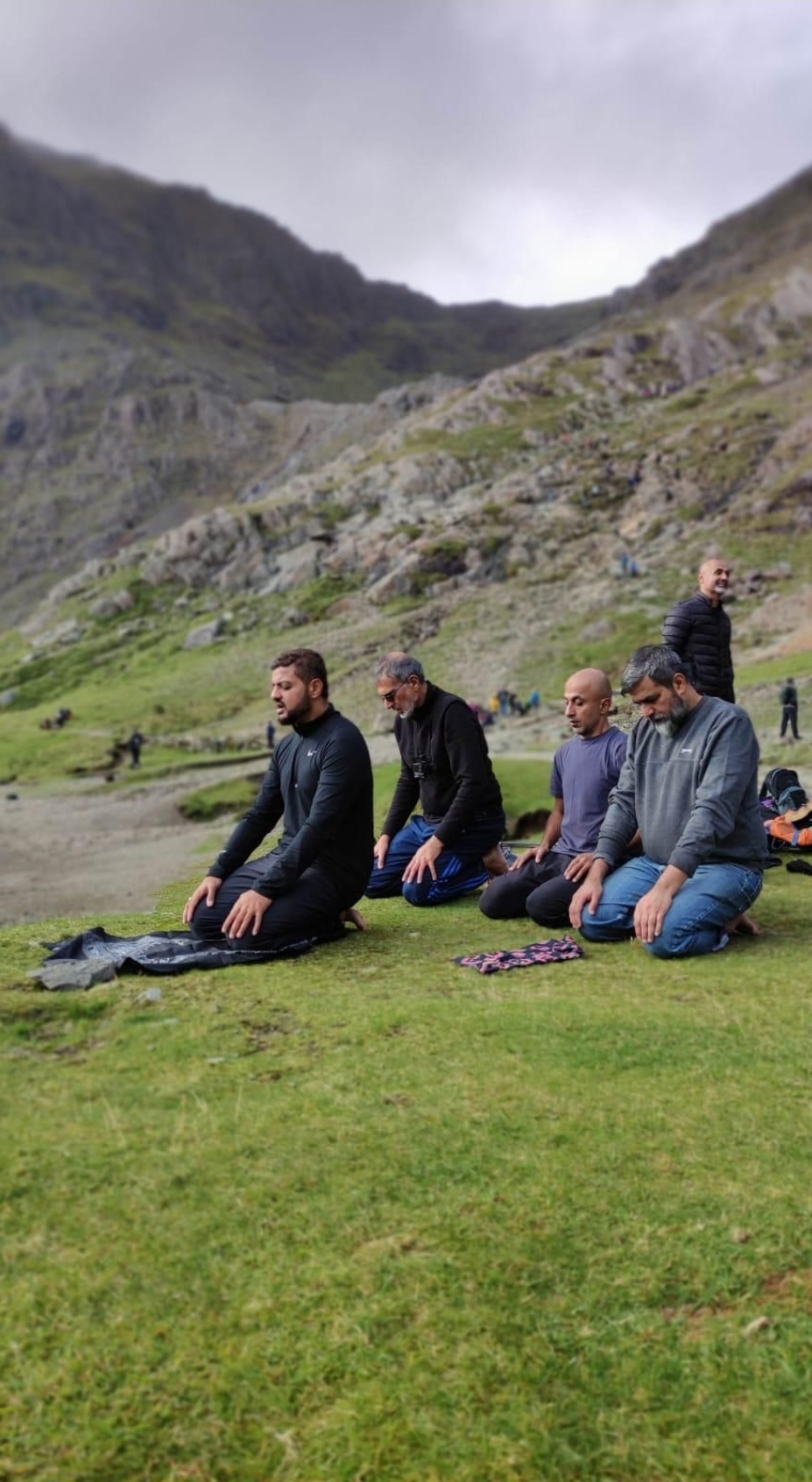 Arif Chandoo delivering a faith talk — Living the Fatiha