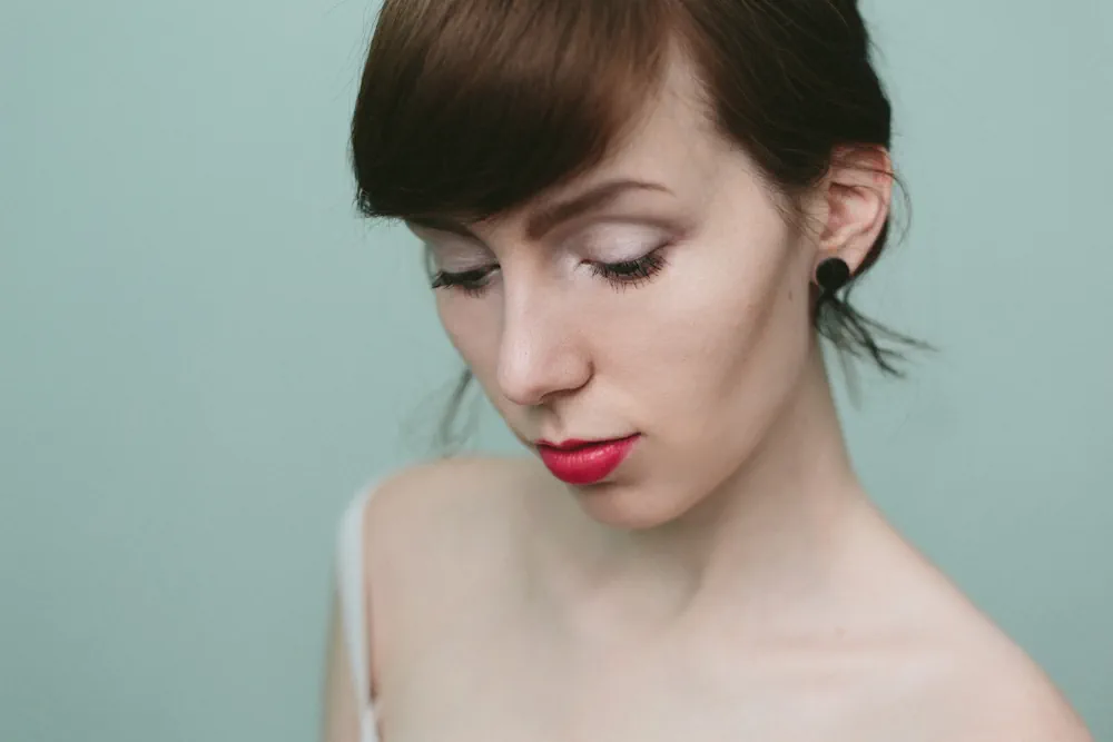 Handling sideburns