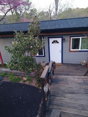 {{ custom_values.service_2 }} in {{custom_values.area_2})