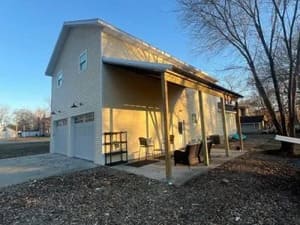 {{ custom_values.service_2 }} in {{custom_values.area_7})