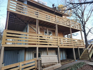 {{ custom_values.service_1 }} in {{custom_values.area_6})