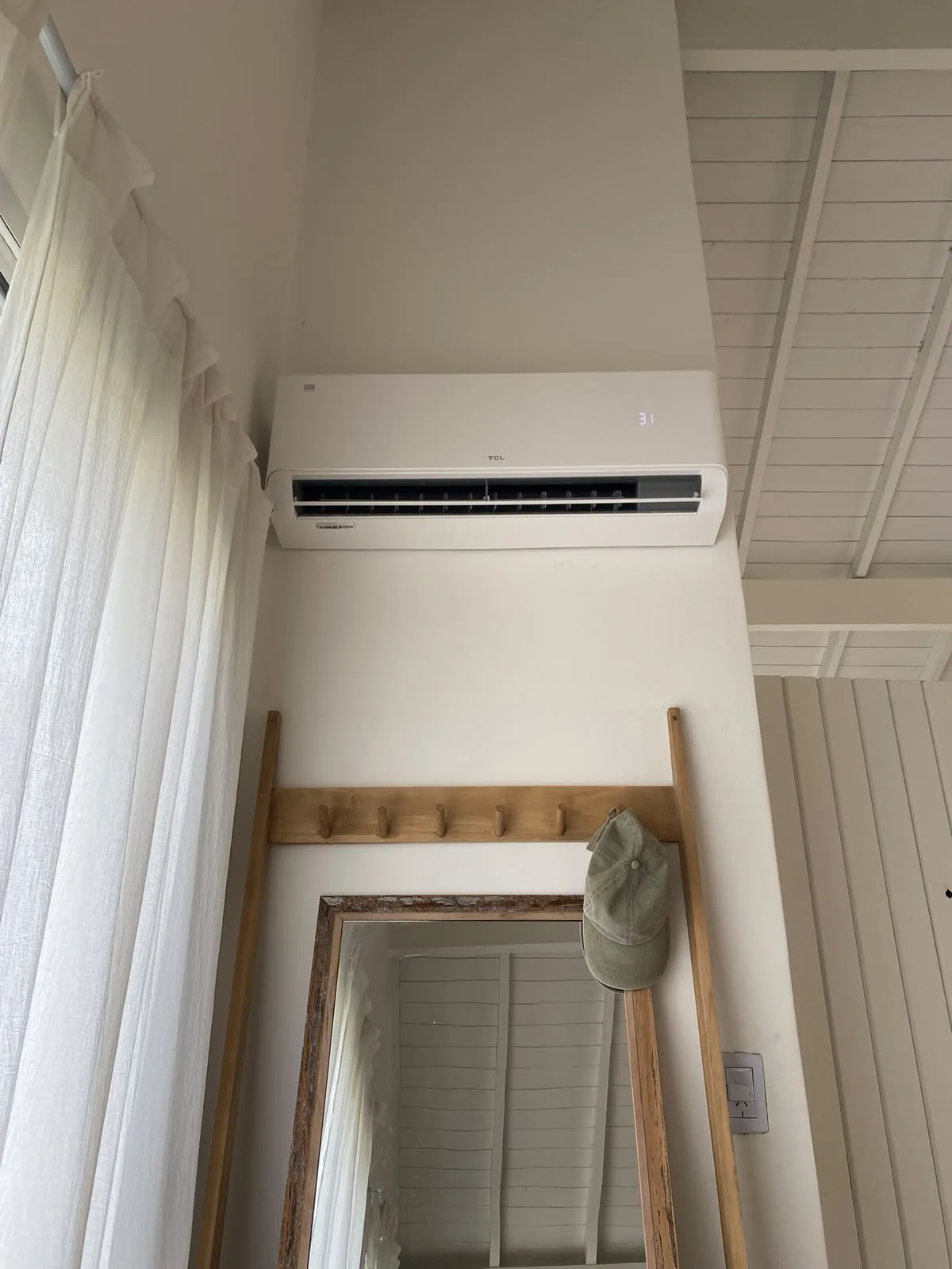 INSTALACIÓN DE AIRES