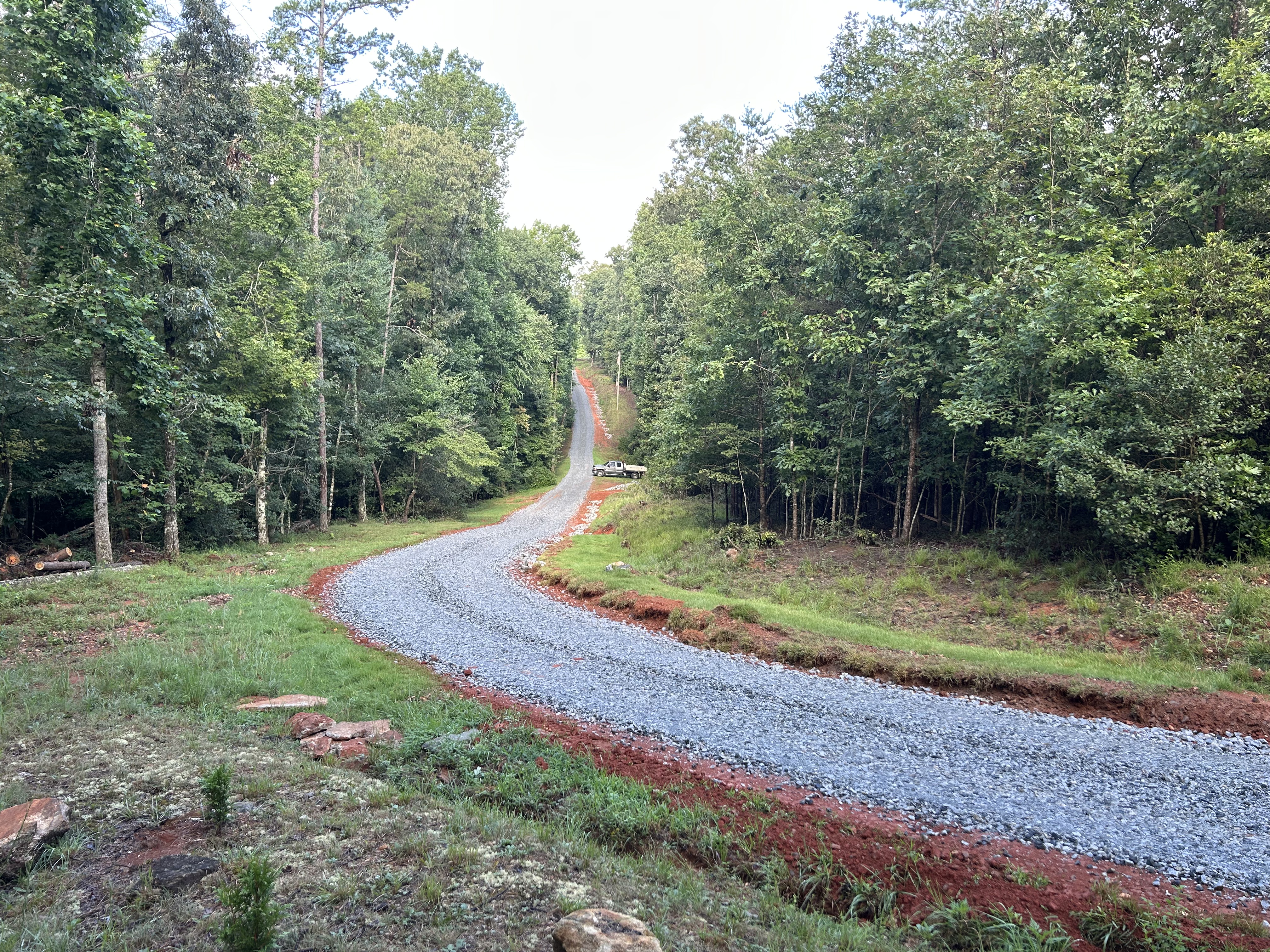 Curved gravel driveway