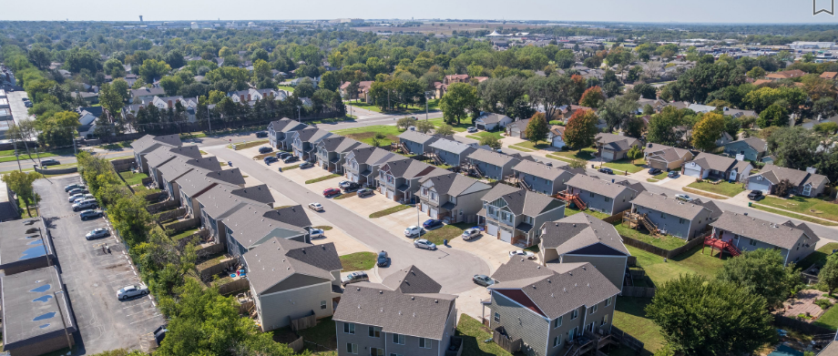 Aerial view of Okwin Capital multifamily community in Mount Clemens, Michigan
