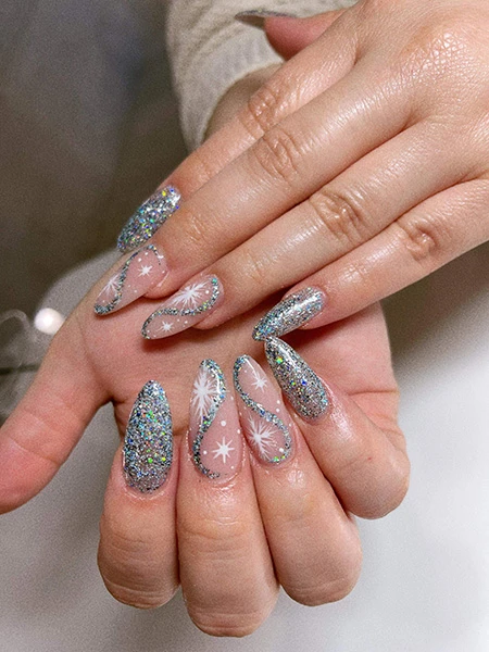 Nail art detail at Bluesky