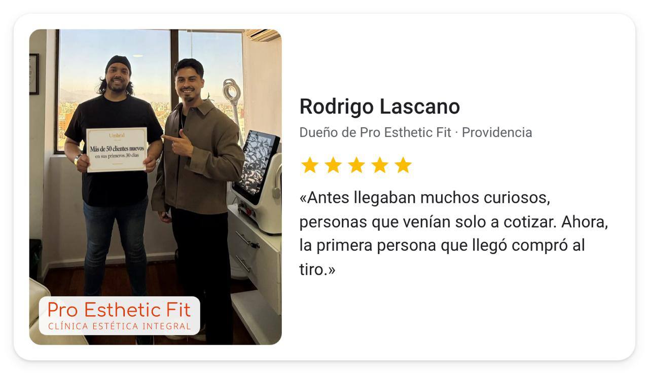 Rodrigo Lazcano, dueño de Pro Esthetic Fit, en su clínica