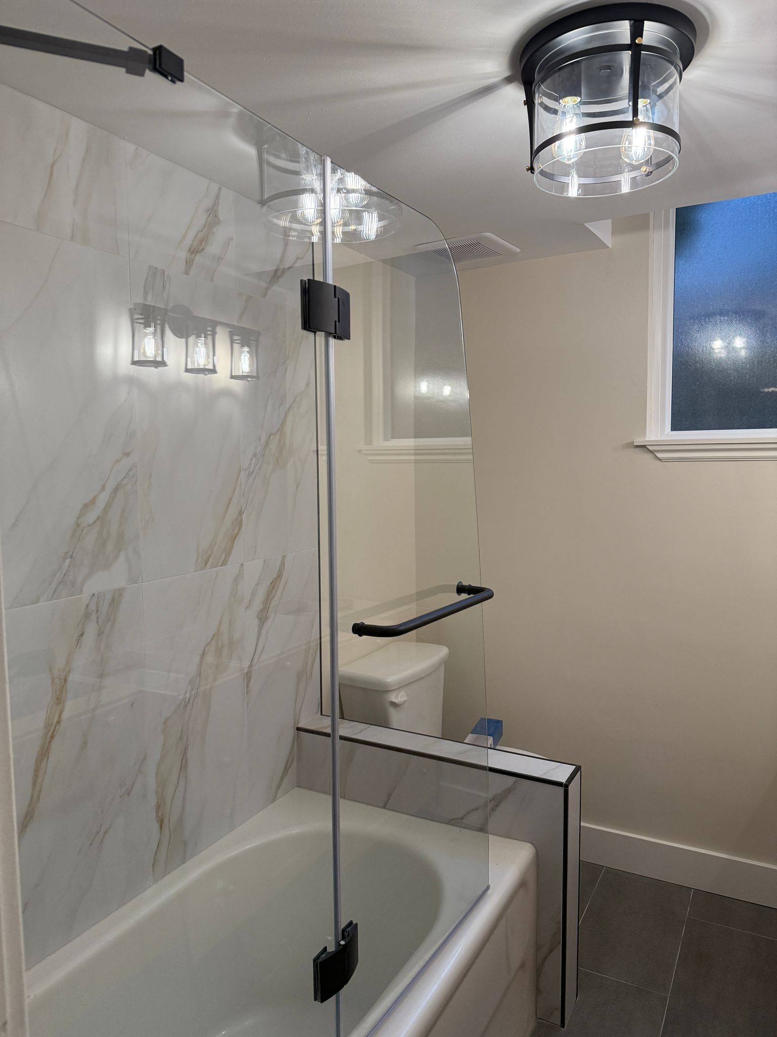 {{ custom_values.service_1 }} in {{custom_values.biz_area_1})