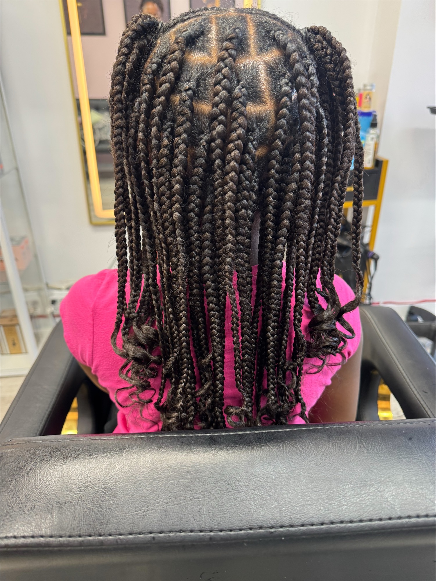 Medium Knotless