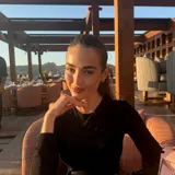 Laura W