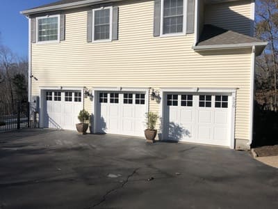 {{ custom_values.service_3 }} in {{custom_values.area_3})