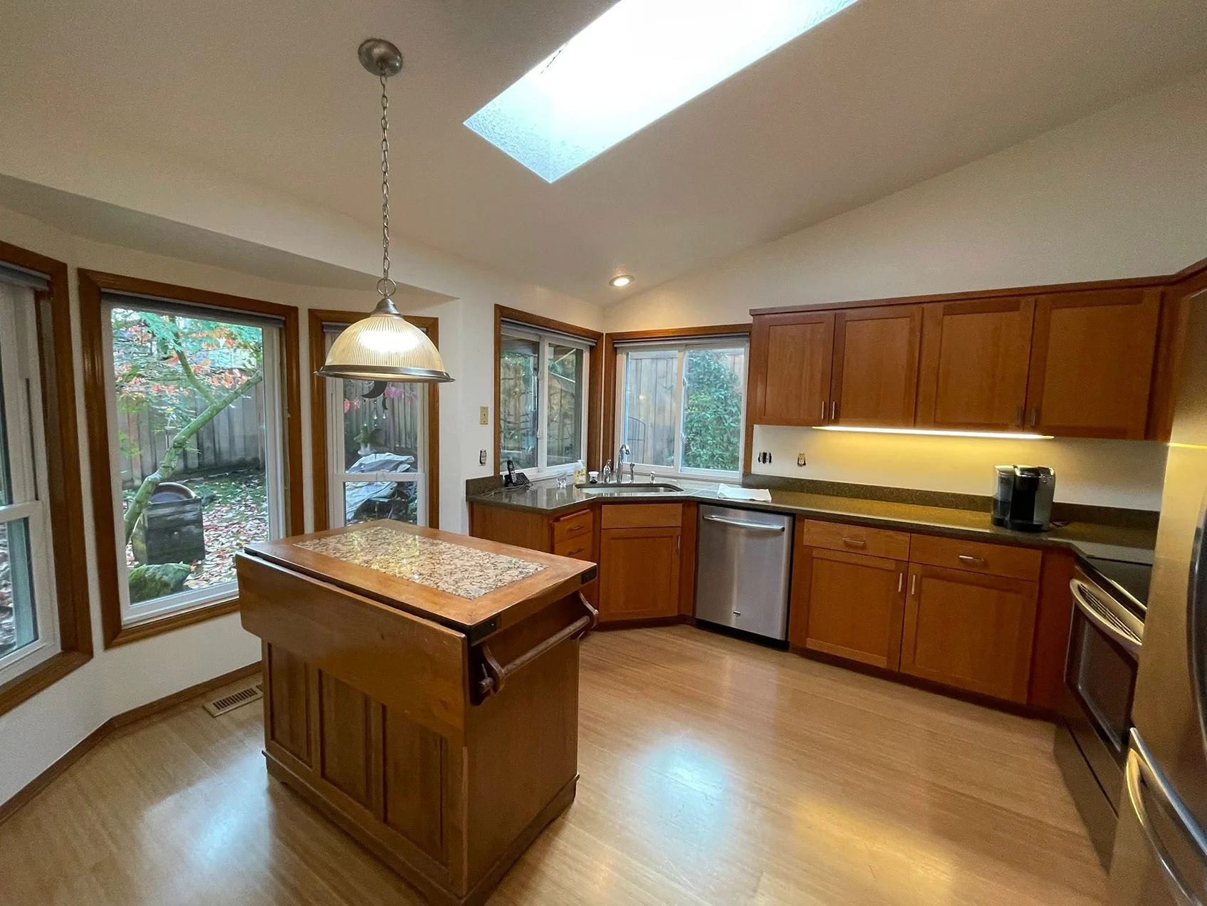 cabinet refinishing and painting project photo: Cabinet Refinishing Painting 5