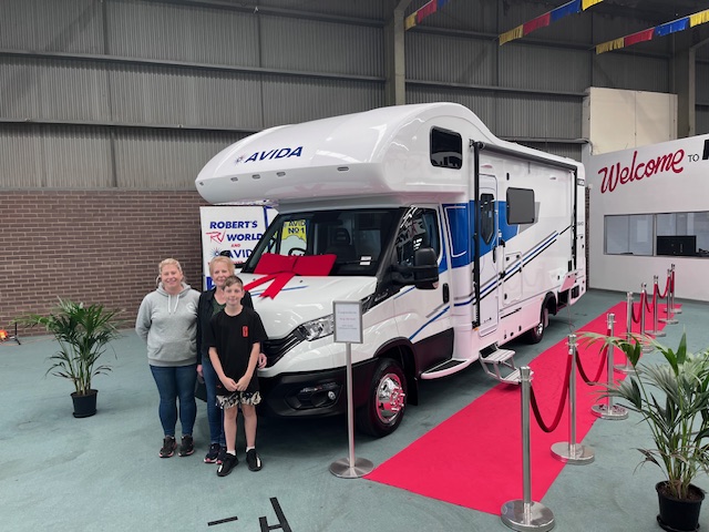 Roberts RV World customers with their new RV