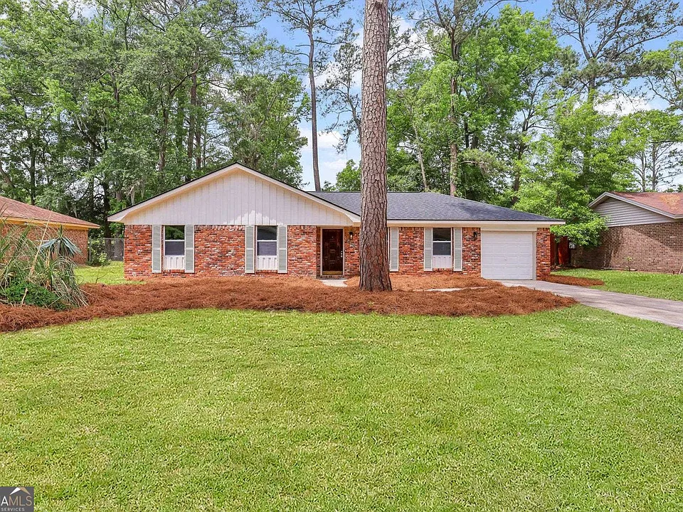 Beautiful home sold by Rivers REI and Group LLC in Savannah GA
