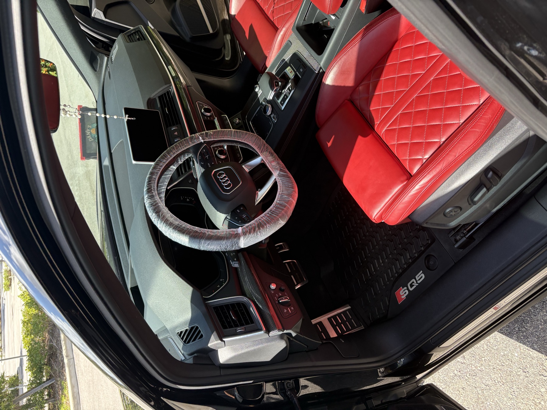 Audi SQ5 interior &mdash; red diamond-stitched leather, full detail