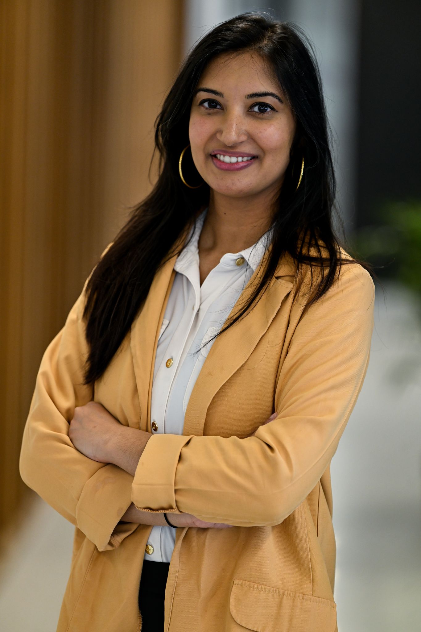 Alisha, Praktijk Almaaz