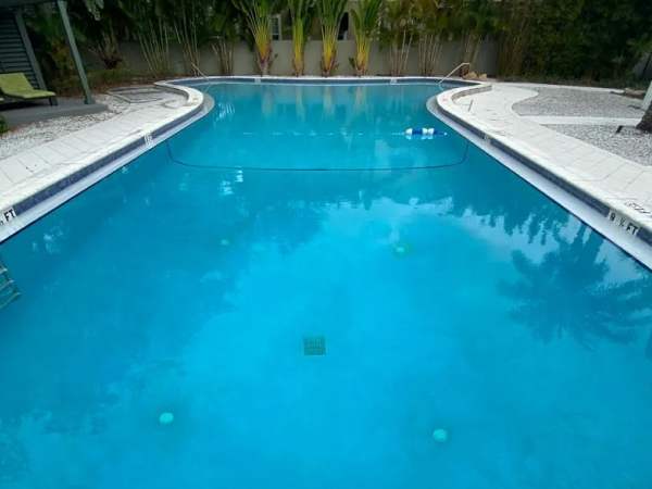 Pool before stain removal