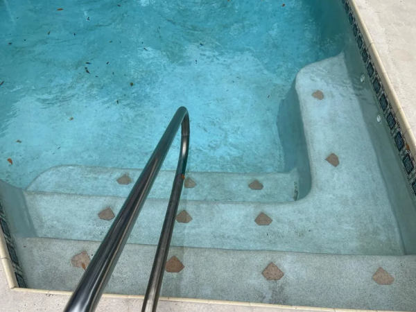 Pool before stain removal