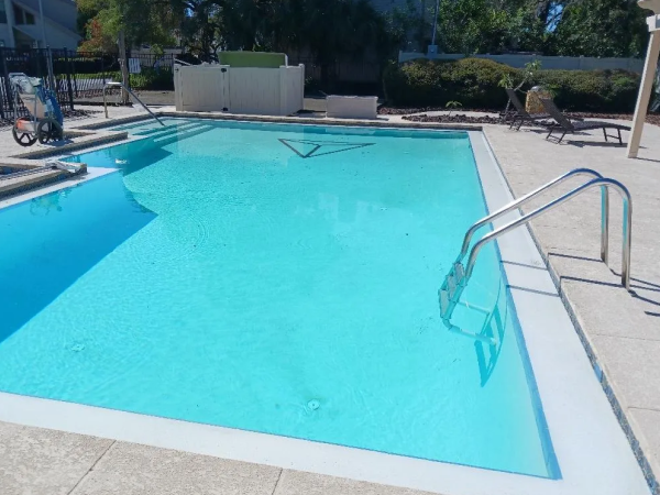Pool after stain removal
