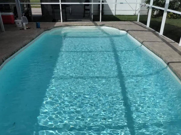 Pool before stain removal