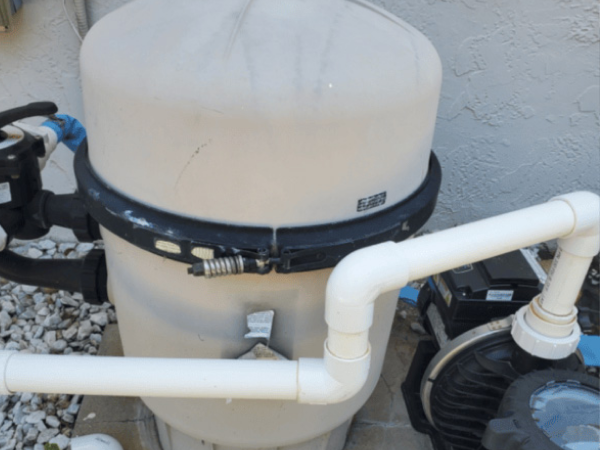 Pool equipment before repair