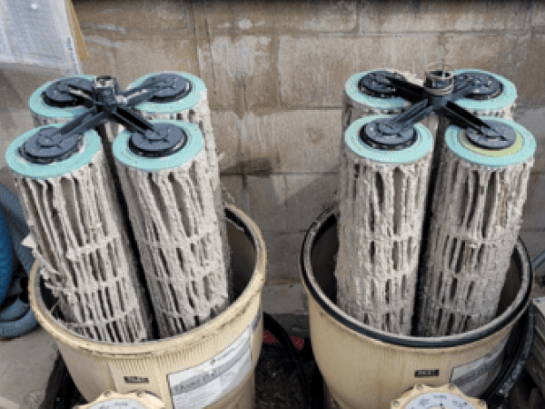Pool equipment before repair