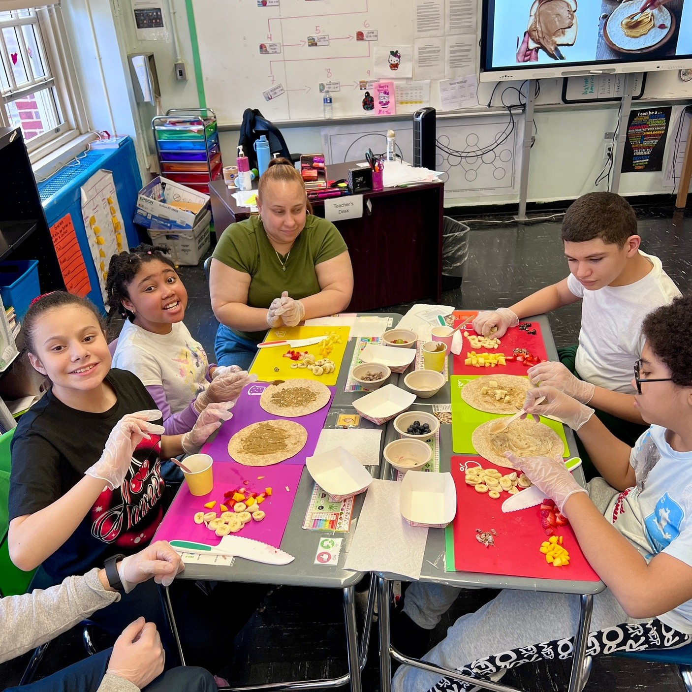 Students taking part in the Sensory Kitchen program