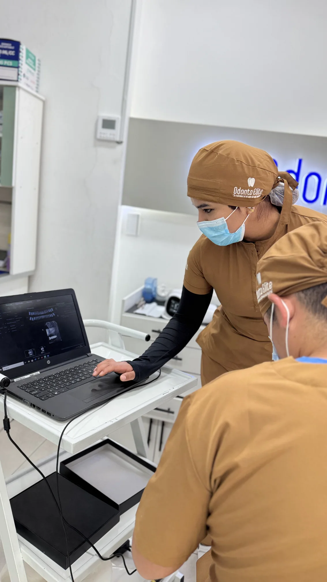 OdontoElite — fotografía de la clínica