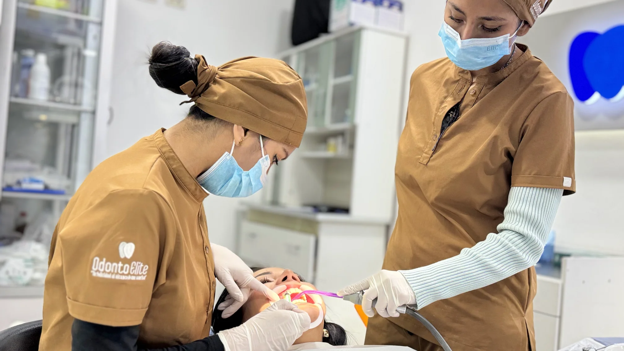 OdontoElite — fotografía de la clínica