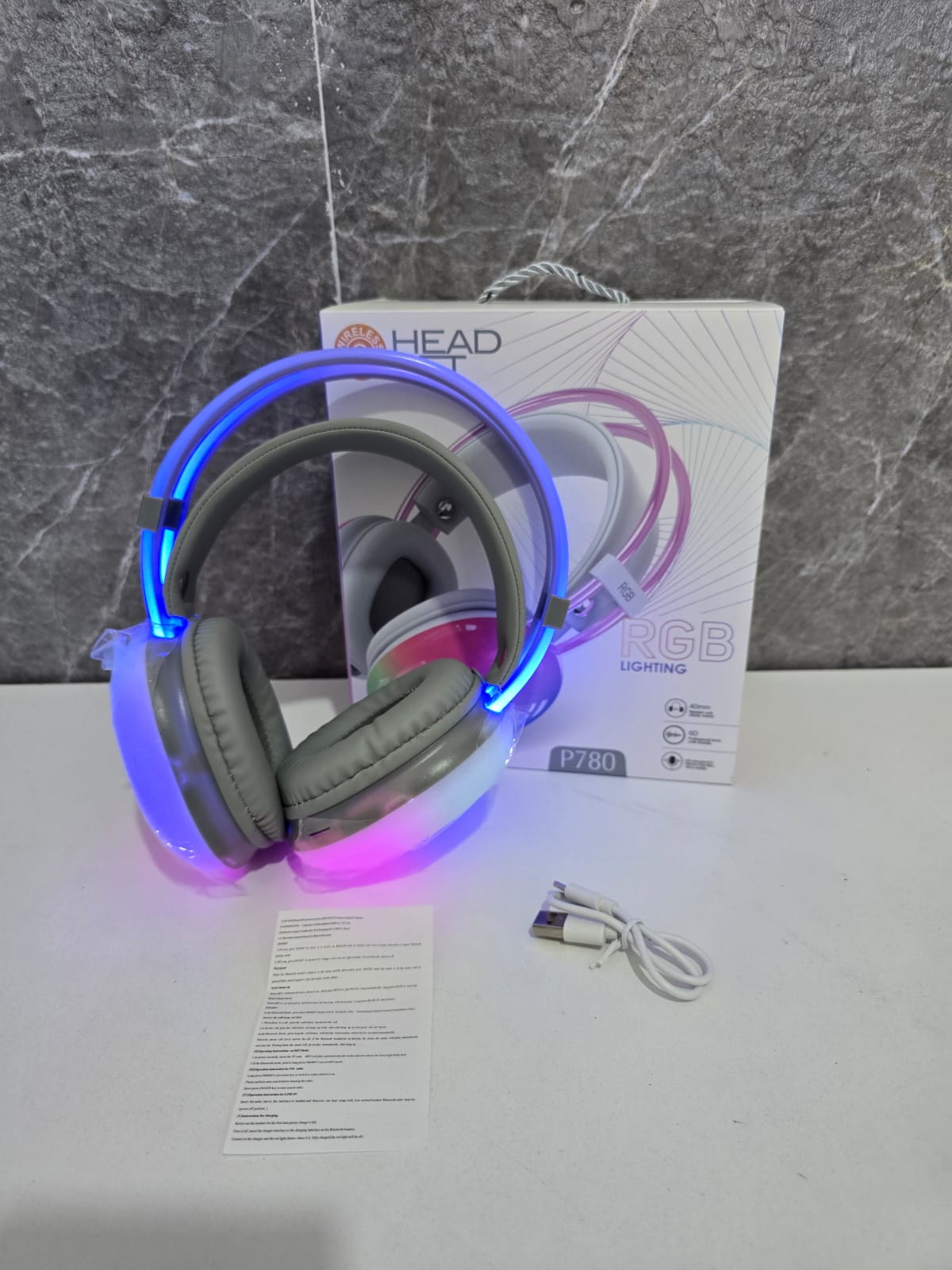 AURICULAR INALAMBRICO RGB P780