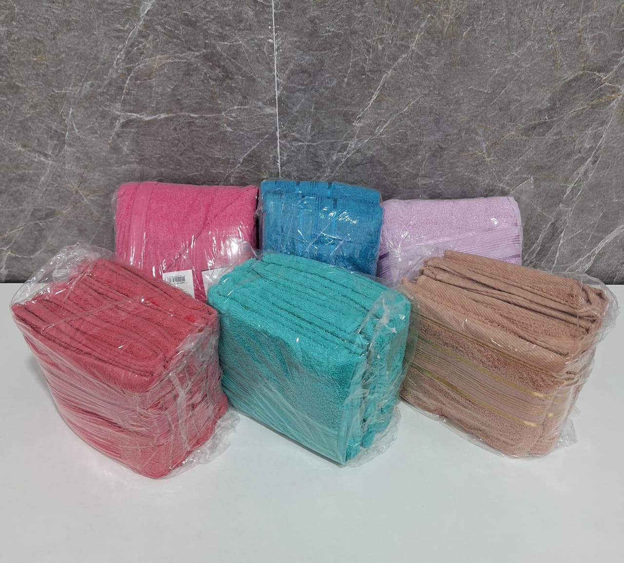 PACK X6 UNIDADES DE TOALLAS DE MANO FANTASIA