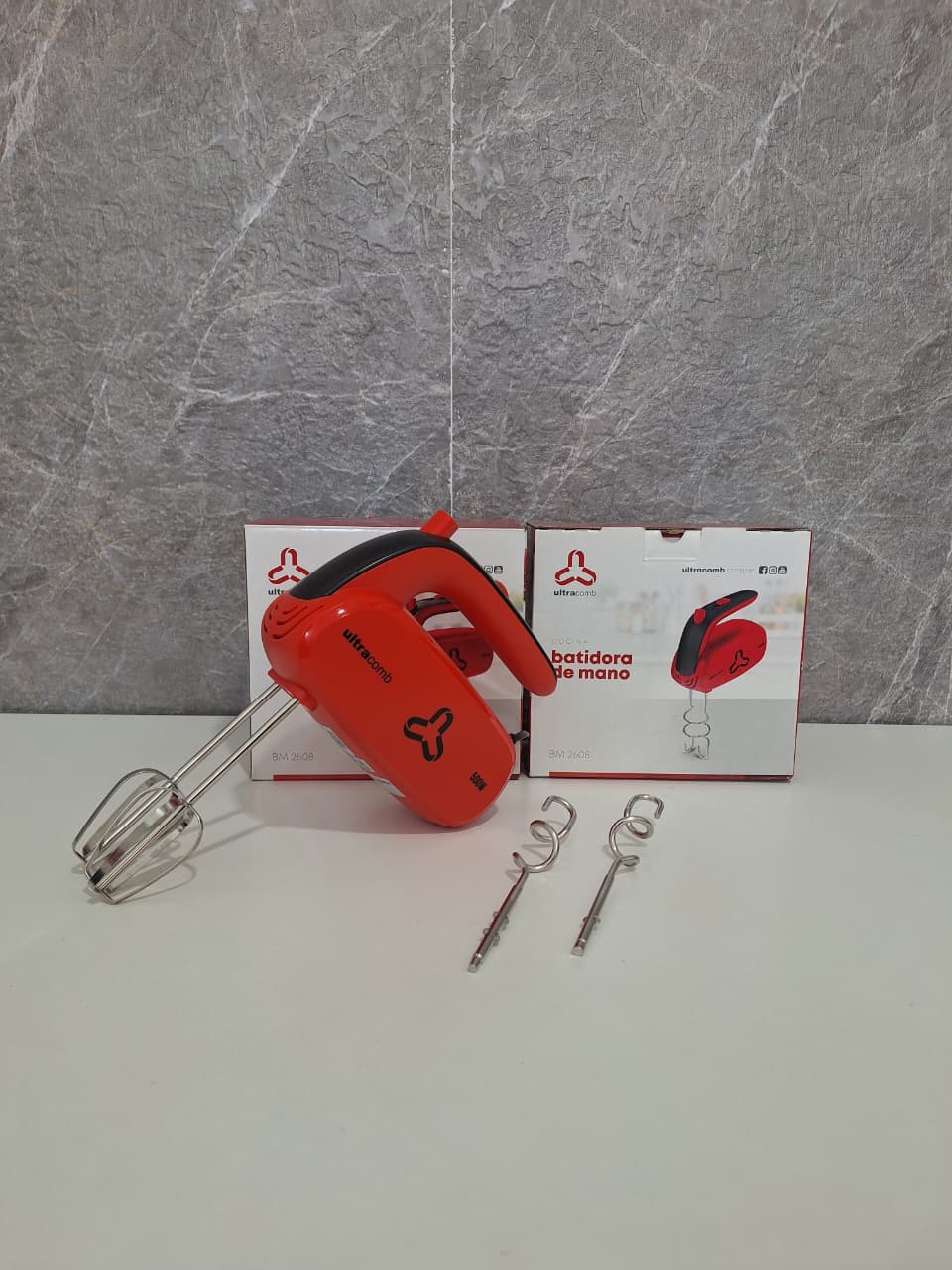 BATIDORA DE MANO ULTRACOMB BM-2608