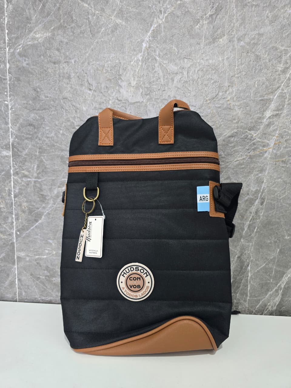 MOCHILA MATERA HUDSON TIRA REGULABLES