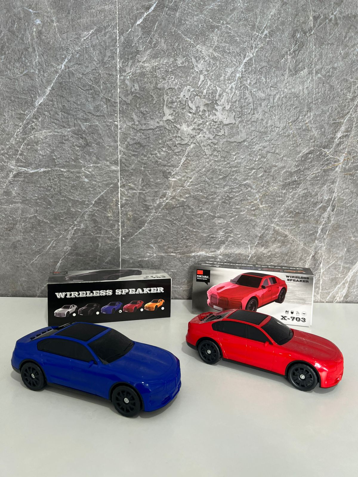 AUTO PARLANTE X-703 AYV0516 ROJO/AZUL