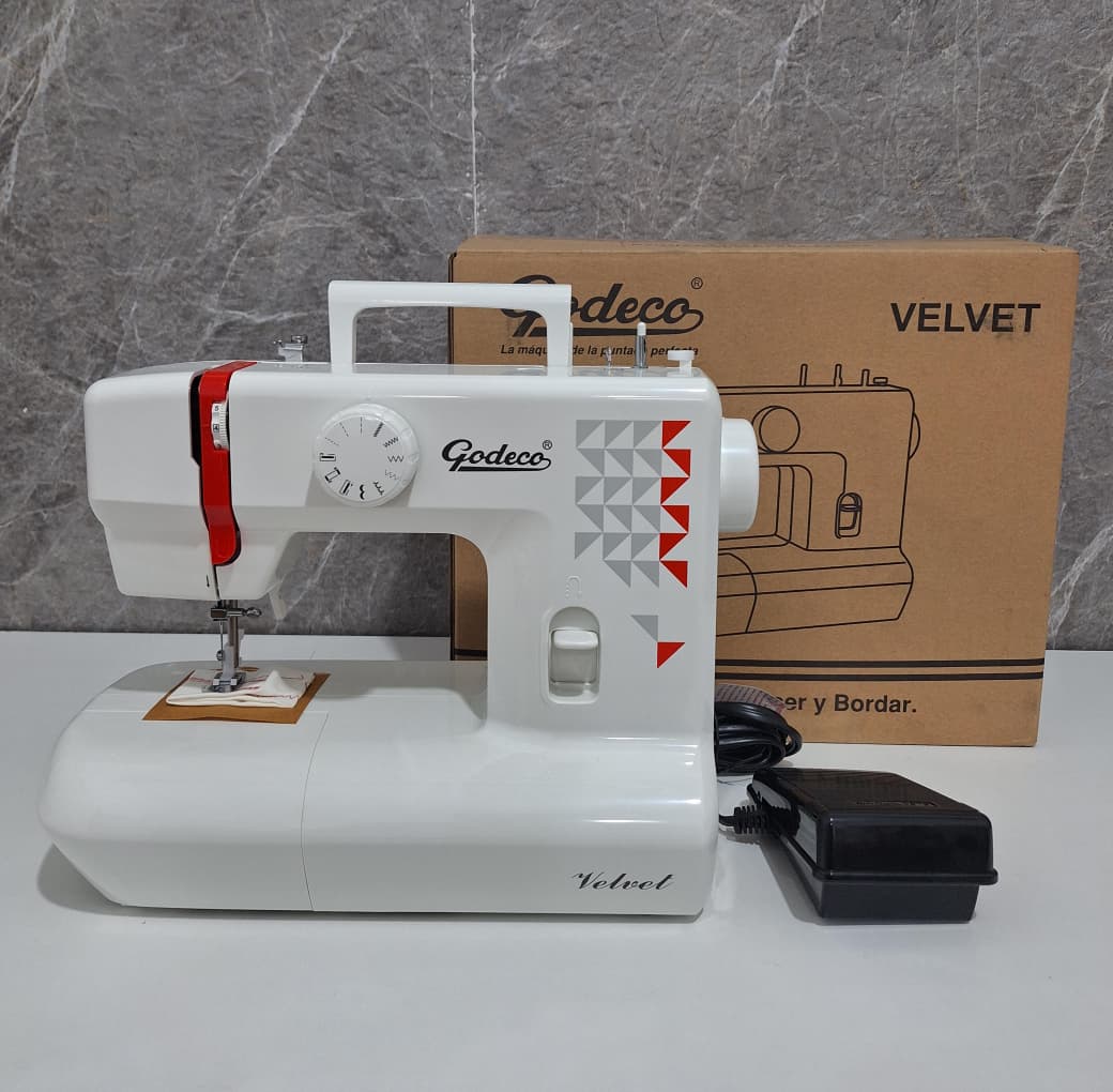 MAQUINA DE COSER GODECO VELVET