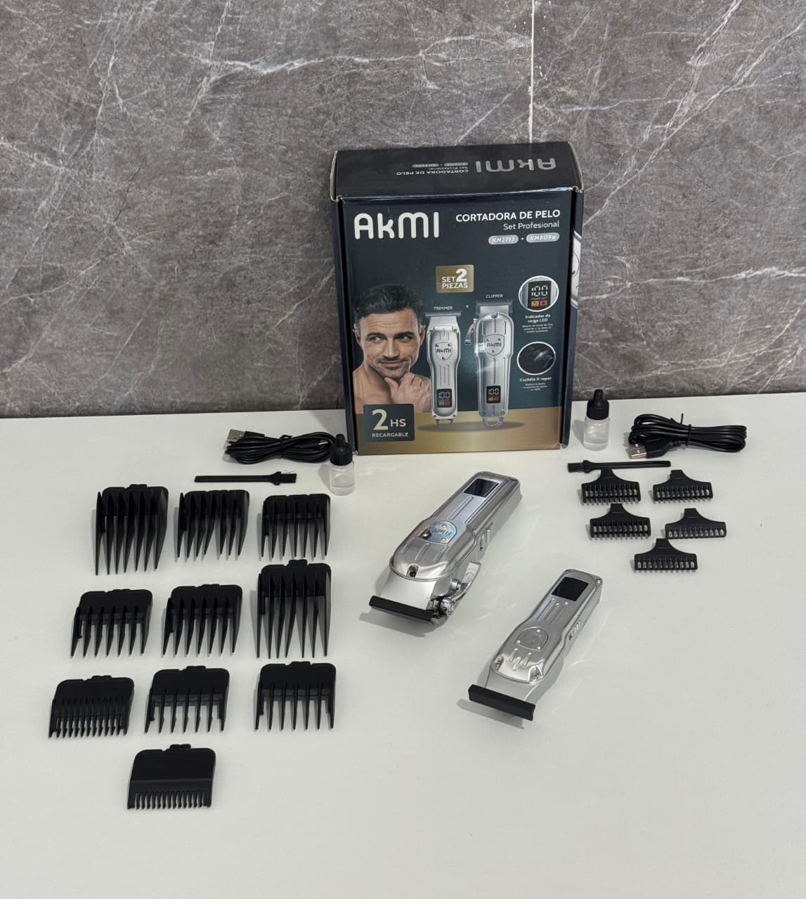 COMBO BARBERO AKMI CLIPPER+TRIMMER KM2713-809