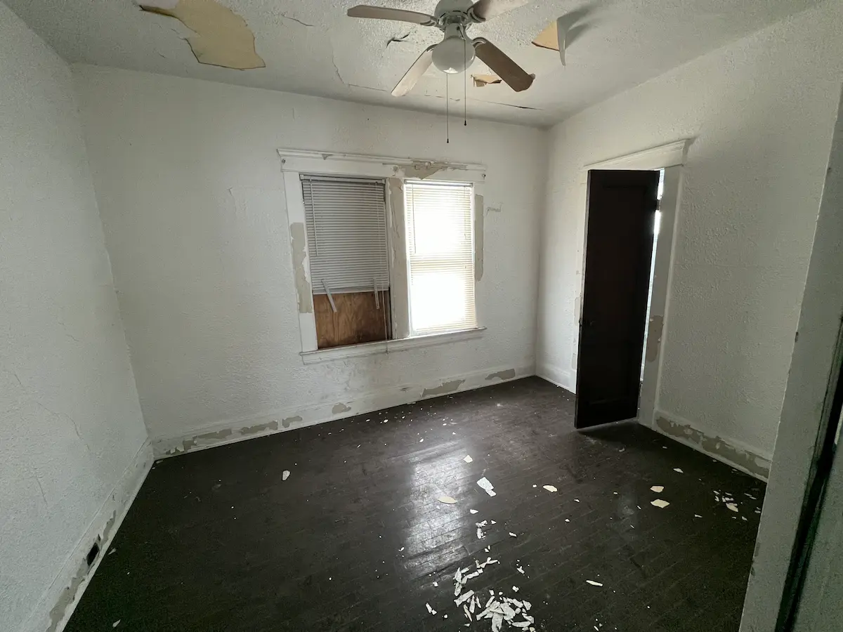 1st bedroom 1
